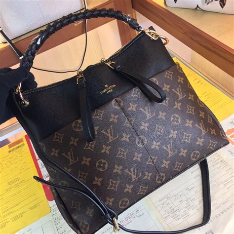 louis vuitton ladies purse price|Louis Vuitton purse collection.